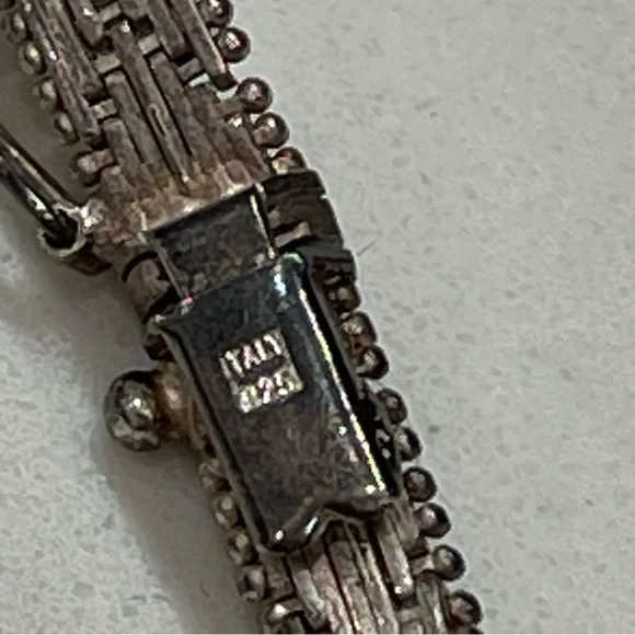 Vintage herringbone V Italy 925 necklace - Picture 2 of 8